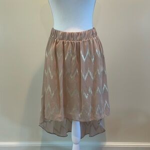 Francesca’s Buttons Brand Taupe HiLo Skirt. Elastic Waist. Large